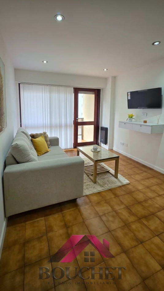 DEPARTAMENTO 2 AMBIENTES CON DEPENDENCIA EN VENTA | CENTRO