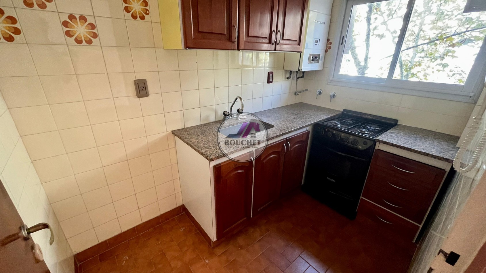 DEPARTAMENTO MONOAMBIENTE CON BALCON EN VENTA | LA PERLA