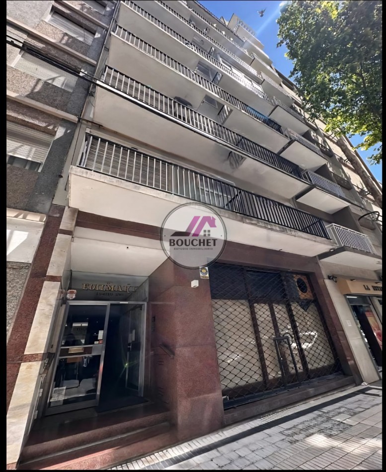 DEPARTAMENTO 2 AMBIENTES A LA CALLE CON BALCON EN VENTA | PLAZA COLON