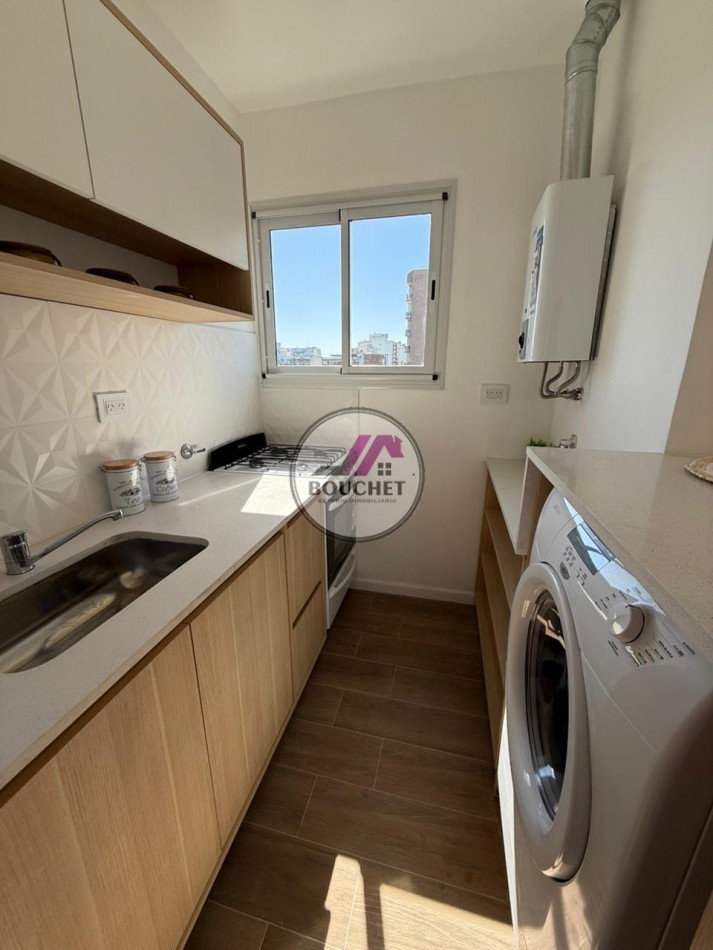 VENDO DEPARTAMENTO 2 AMBIENTES SOBRE COLON CON BALCON