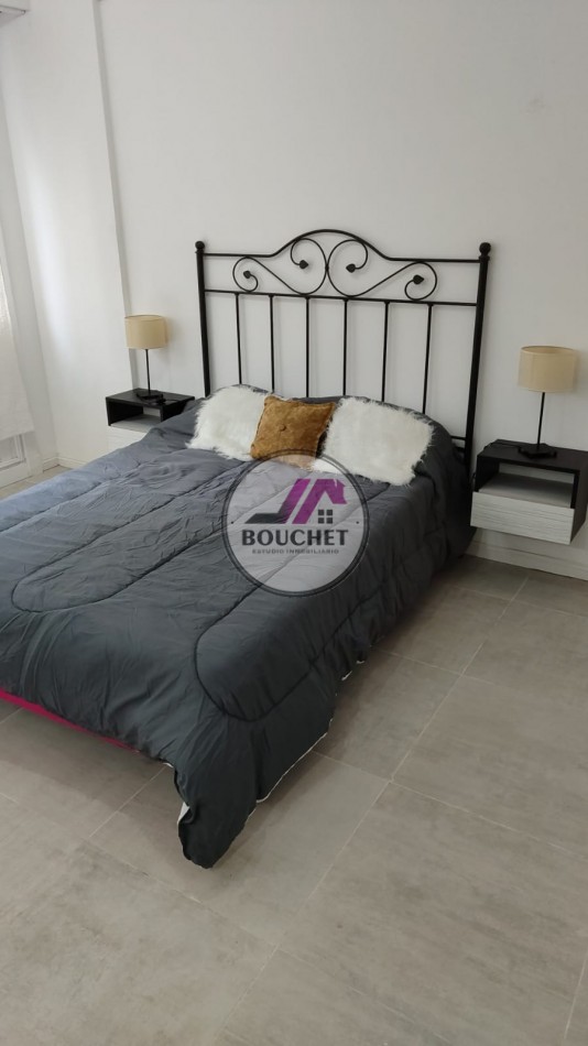 DEPARTAMENTO 1 AMBIENTE A LA CALLE EN VENTA | ZONA CENTRO