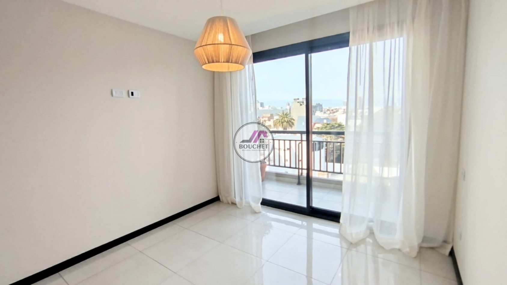 VENDO DEPARTAMENTO 2 AMBIENTES CON COCHERA Y BAULERA 