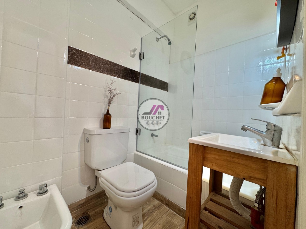 VENDO DEPARTAMENTO MONOAMBIENTE CON BALCON