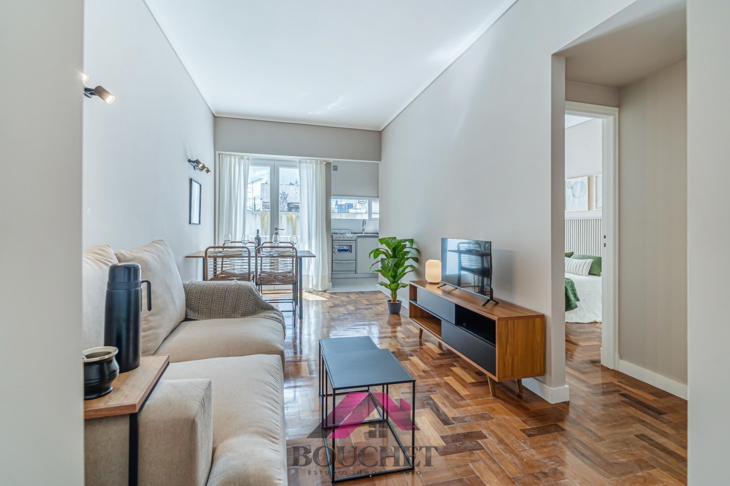 DEPARTAMENTO 2 AMBIENTES CON BALCON EN VENTA | CENTRO