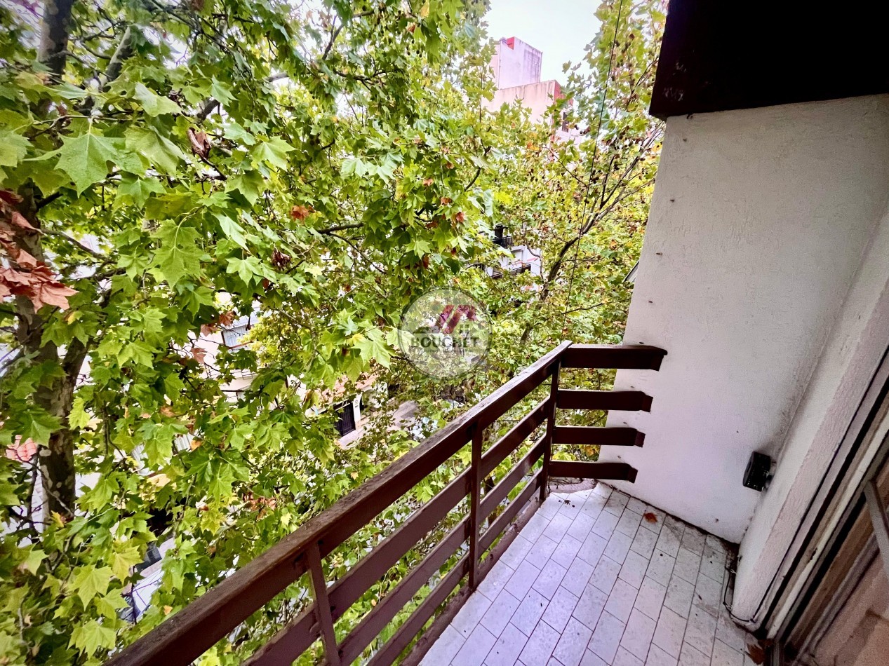 VENDO DEPARTAMENTO 3 AMBIENTES CON COCHERA PLAZA MITRE