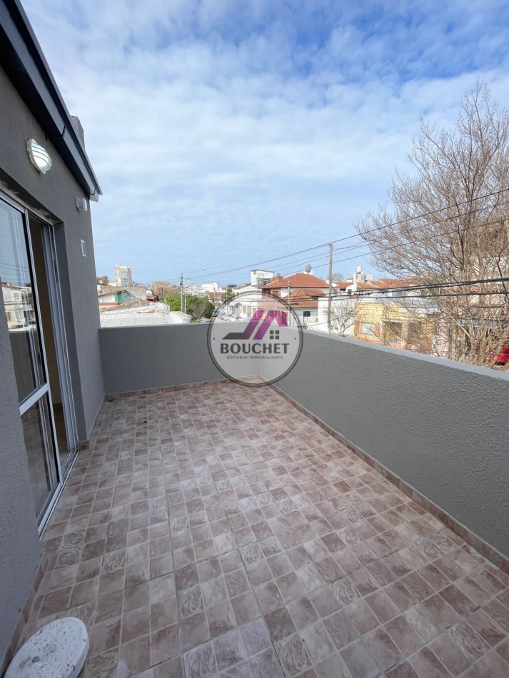 VENDO PH 2 AMBIENTES CON BALCON TERRAZA