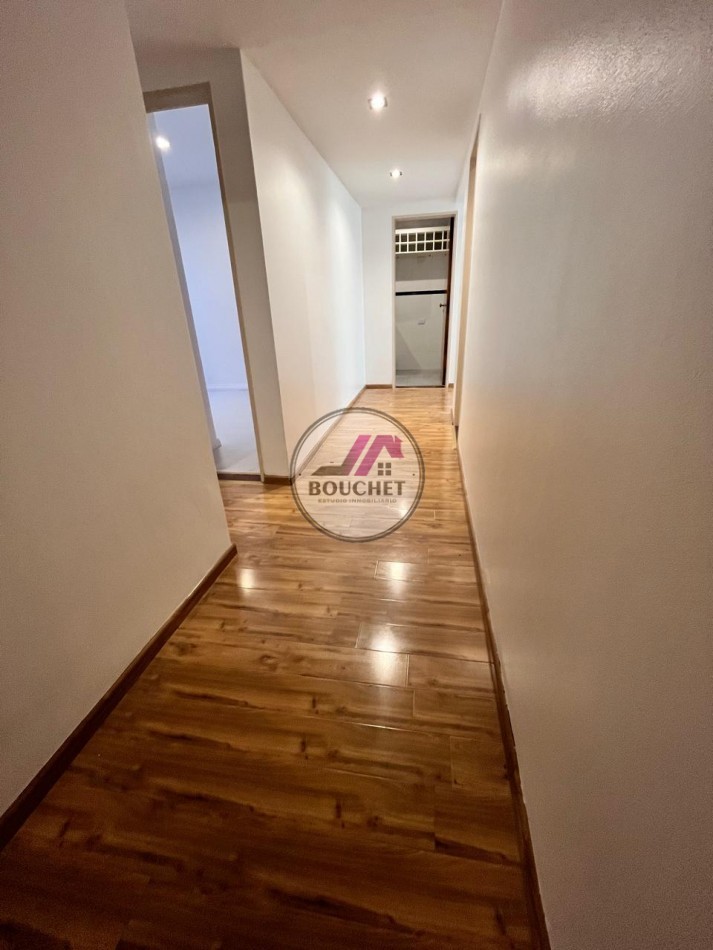 VENDO DEPARTAMENTO 3 AMBIENTES CON COCHERA PLAZA MITRE