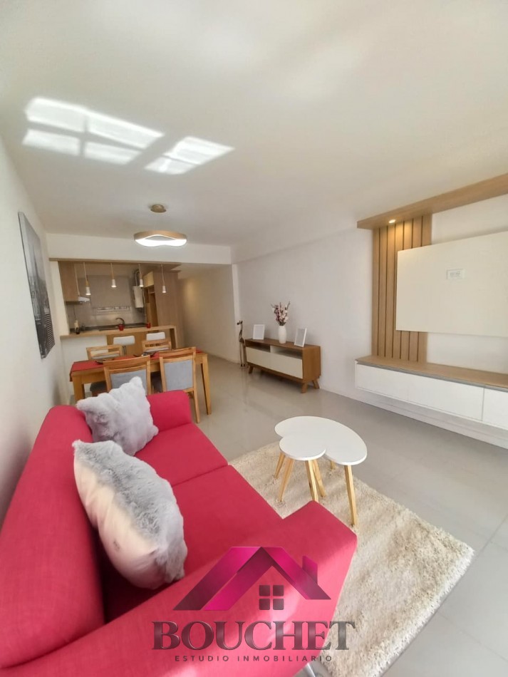 DEPARTAMENTO 3 AMBIENTES CON BALCON EN VENTA | CENTRO