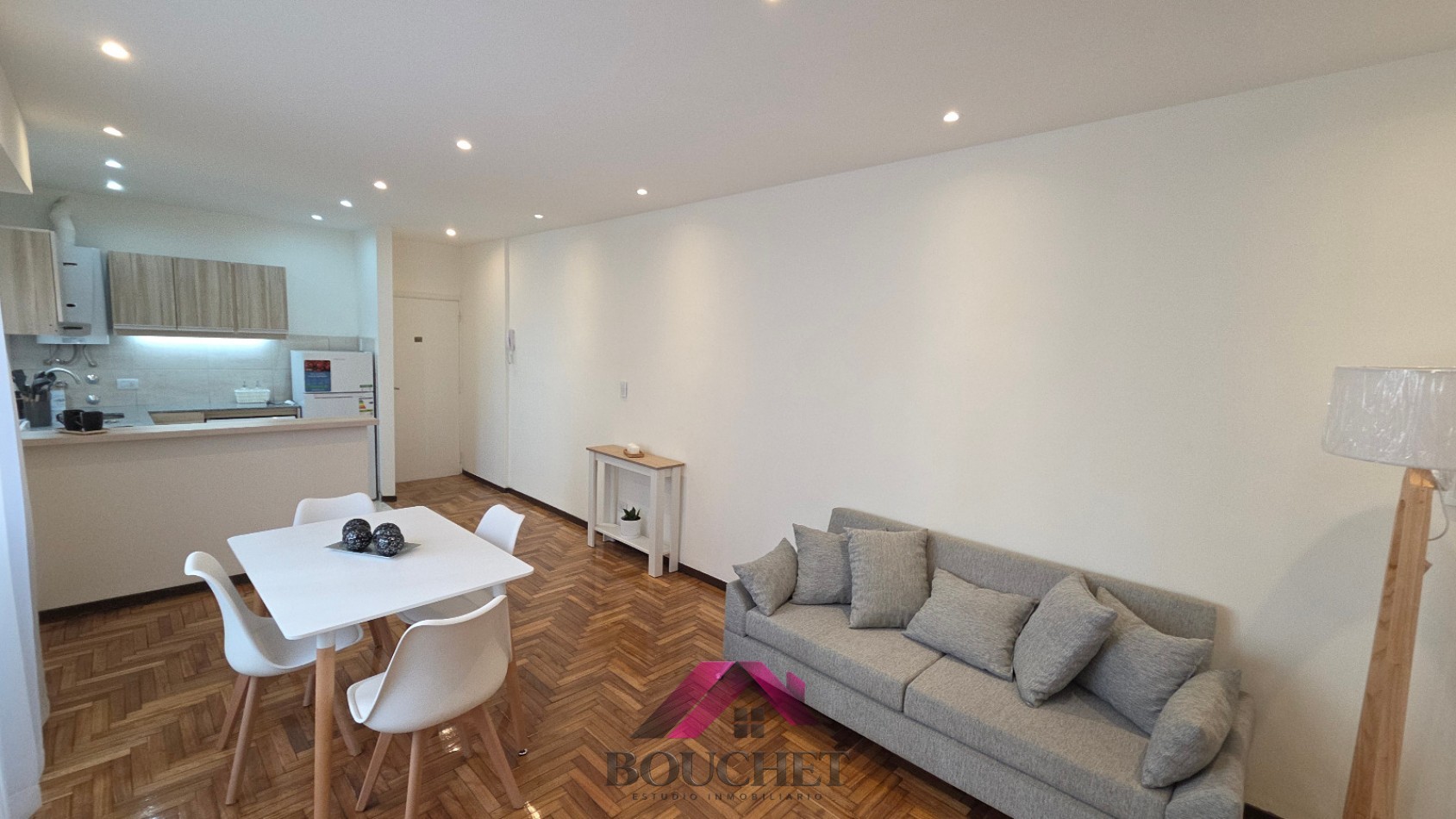 DEPARTAMENTO 2 AMBIENTES LATERAL EN VENTA | PLAZA COLON