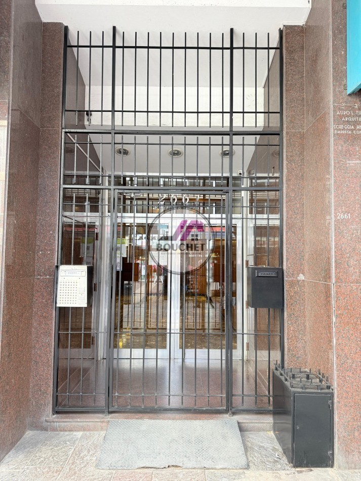 DEPARTAMENTO 2 AMBIENTE CON BALCON EN VENTA | PEATONAL CENTRO