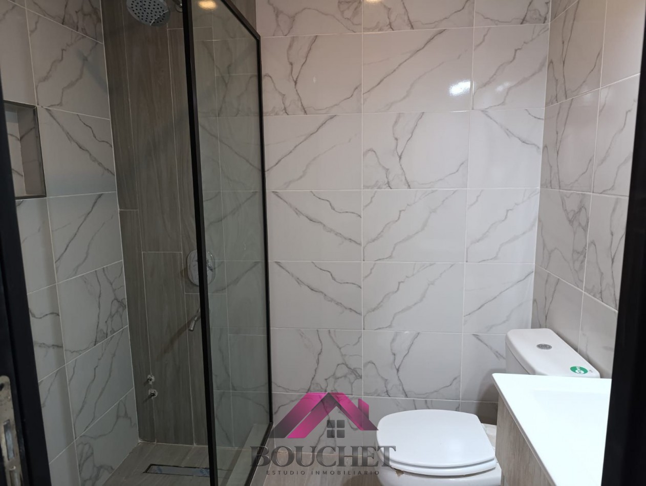 PH AMBIENTE Y MEDIO POR PLANTA ALTA EN VENTA | PARQUE LURO