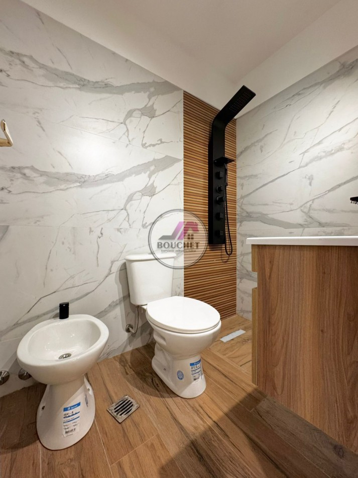 DEPARTAMENTO MONOAMBIENTE RECICLADO A LA CALLE EN VENTA | PLAZA COLON
