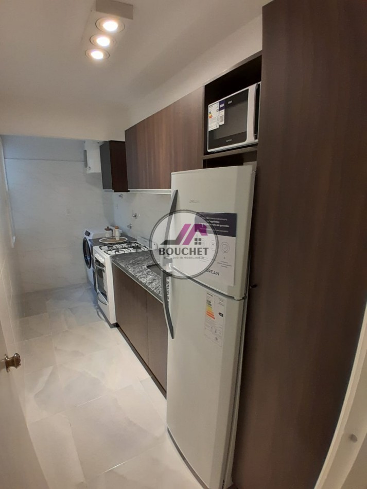 DEPARTAMENTO 2 AMBIENTES EXTERNO CON BALCON EN VENTA | CENTRO
