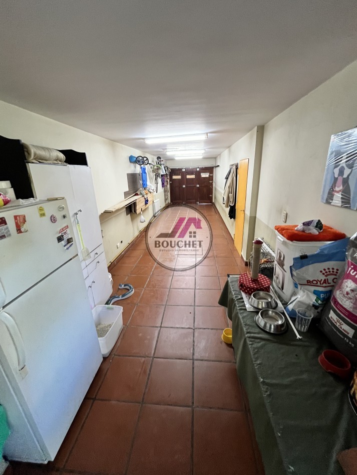 CHALET 5 AMBIENTES, GARAGE QUINCHO DOBLE Y JARDIN EN VENTA | PUNTA MOGOTES