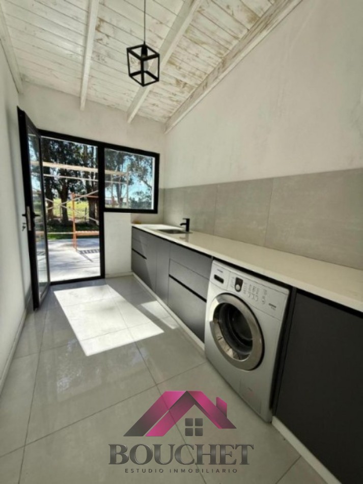CASA EN VENTA EN BARRIO PRIVADO BARRANCAS DE SAN BENITO | PLAYA LOS LOBOS