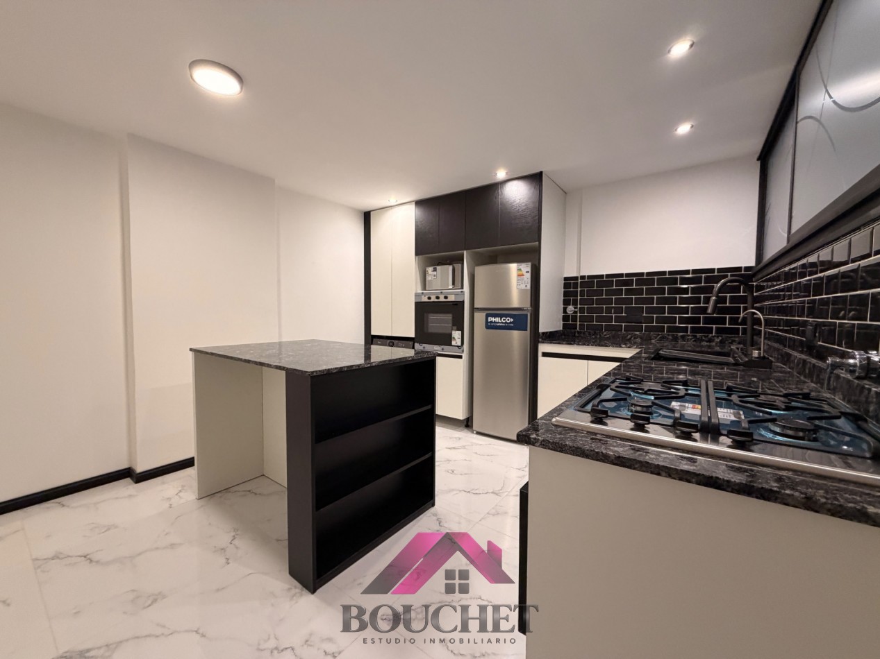 DEPARTAMENTO 3 AMBIENTES CON BALCON | CENTRO