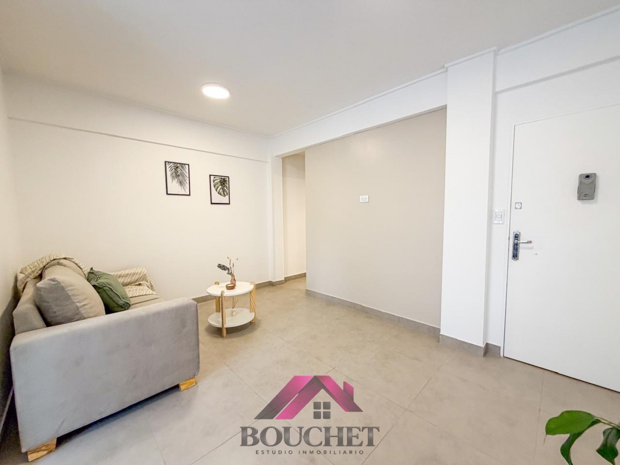 DEPARTAMENTO 2 AMBIENTES A LA CALLE EN VENTA | CENTRO