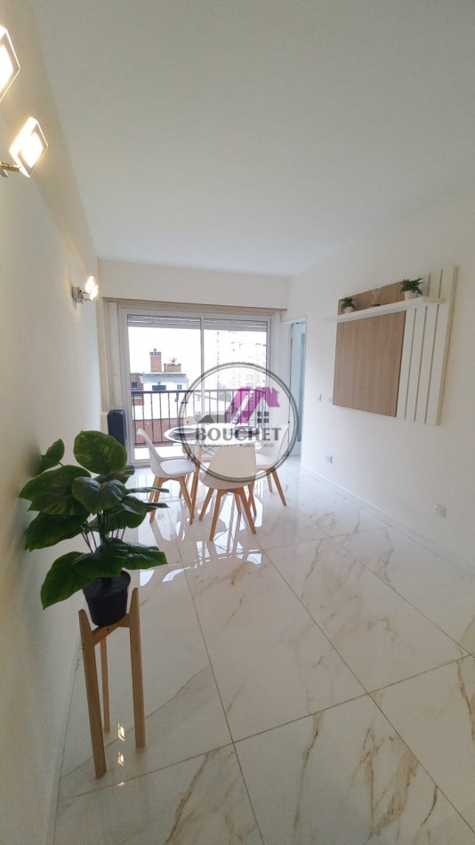 VENDO DEPARTAMENTO AMBIENTE Y MEDIO CON BALCON 