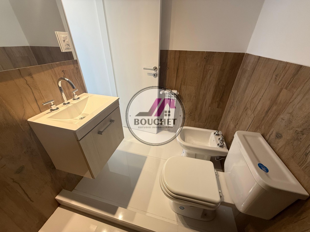 DEPARTAMENTO 3 AMBIENTES CON COCHERA EN VENTA | PERLA SUR