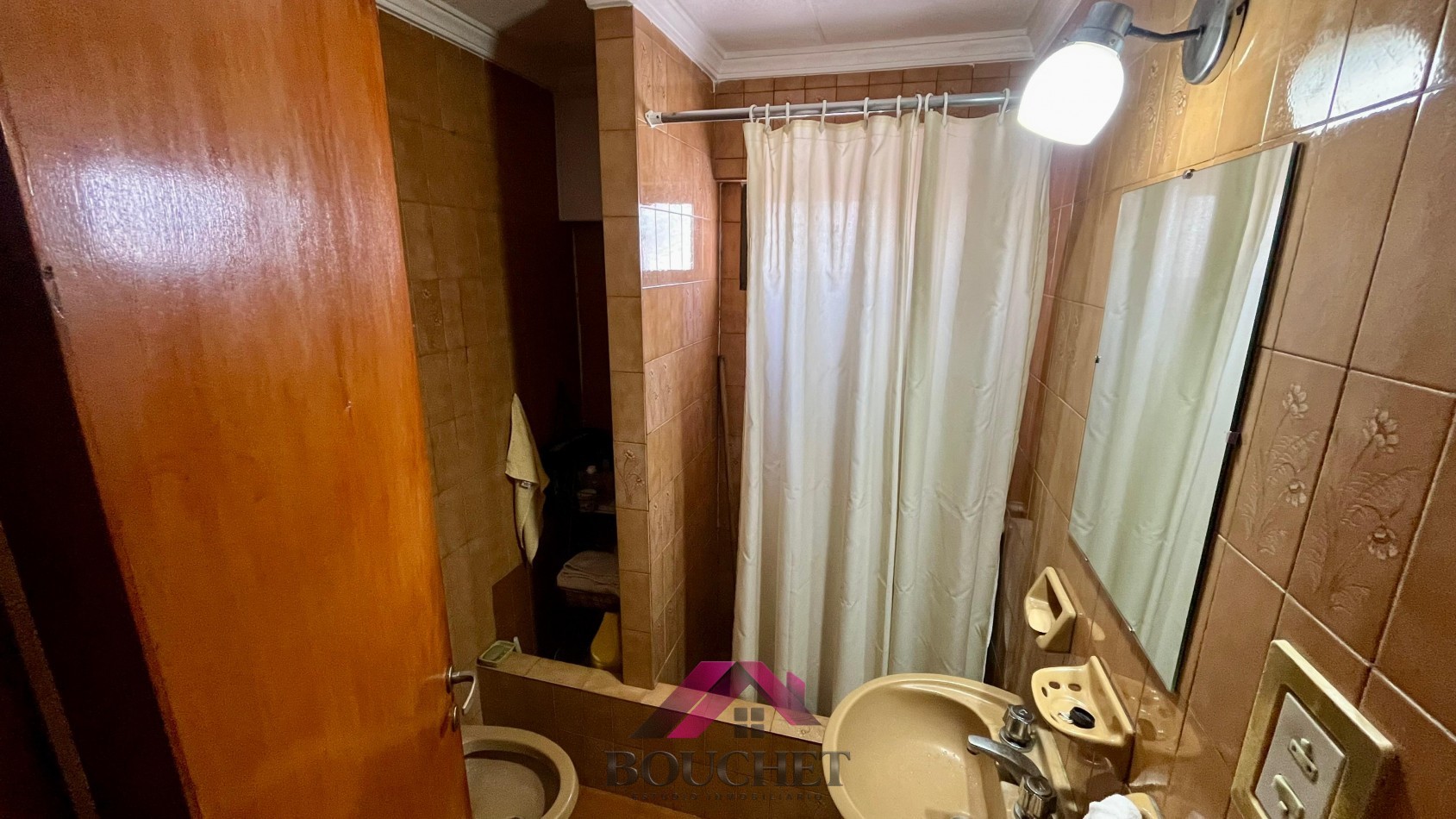 PROPIEDAD EN BLOCK DE LOCALES Y DEPARTAMENTO EN VENTA | EL PROGRESO