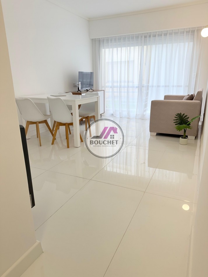 DEPARTAMENTO 2 AMBIENTE CON BALCON EN VENTA | PEATONAL CENTRO