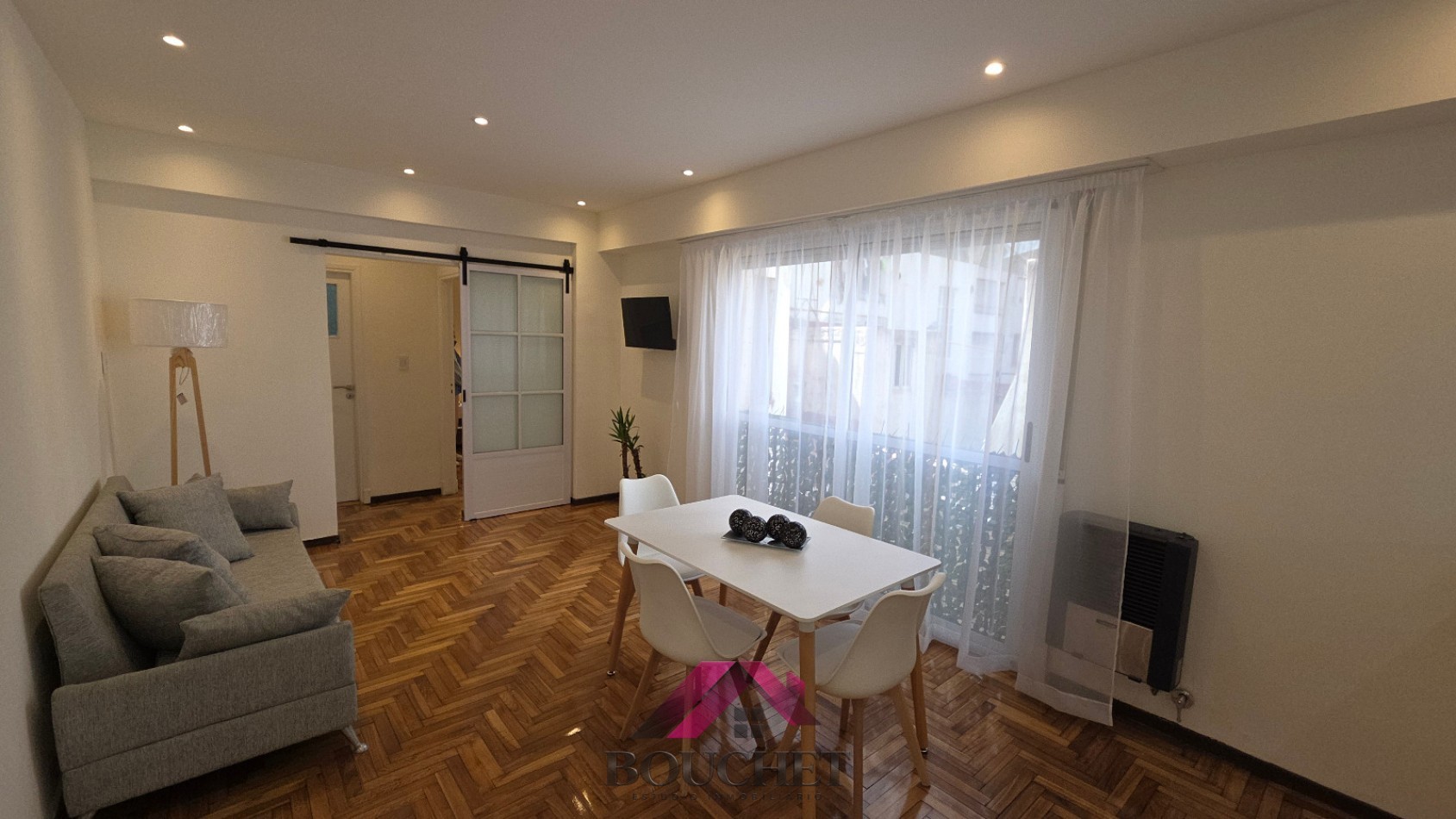 DEPARTAMENTO 2 AMBIENTES LATERAL EN VENTA | PLAZA COLON