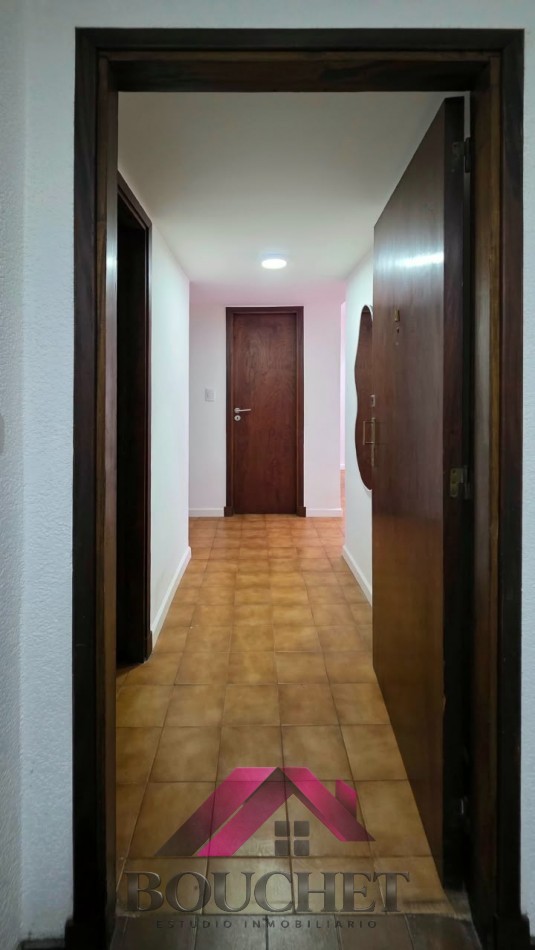 DEPARTAMENTO 2 AMBIENTES CON DEPENDENCIA EN VENTA | CENTRO
