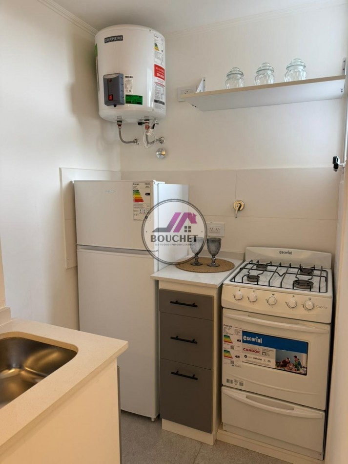 VENDO DEPARTAMENTO MONOAMBIENTE CON BALCON