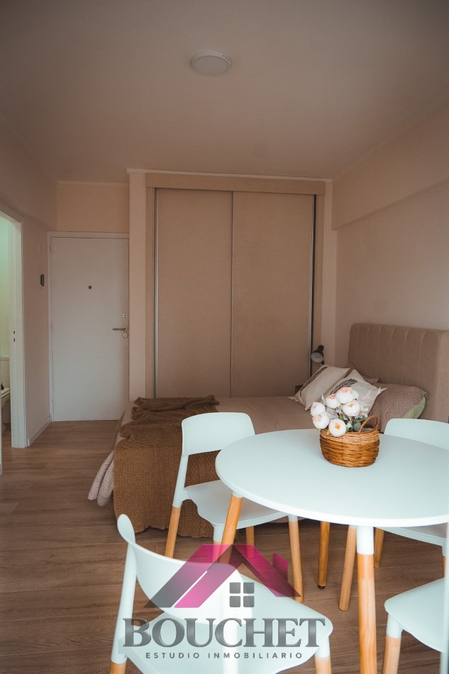 DEPARTAMENTO MONOAMBIENTE RECICLADO CON BALCON SALIENTE | ZONA ALDREY