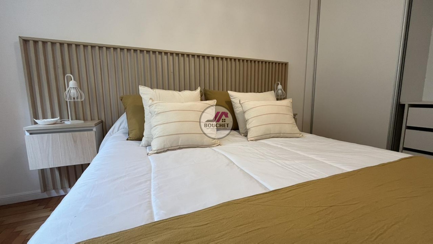 DEPARTAMENTO 2 AMBIENTES A LA CALLE CON BALCON 8VO EN VENTA | CENTRO