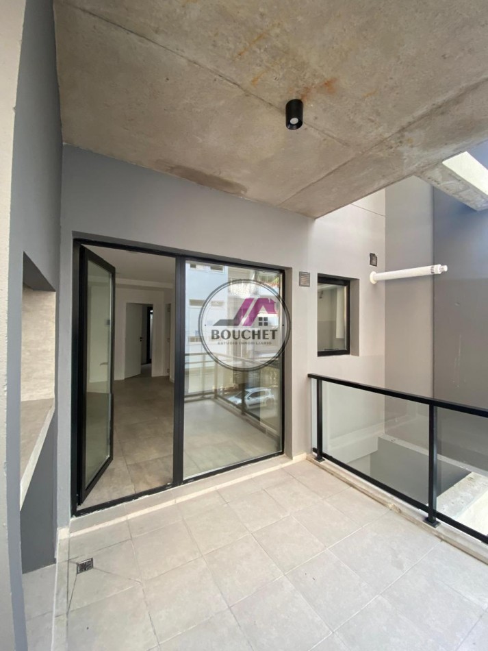 DEPARTAMENTO 2 AMBIENTES A ESTRENAR CON COCHERA EN VENTA | ZONA GUEMES