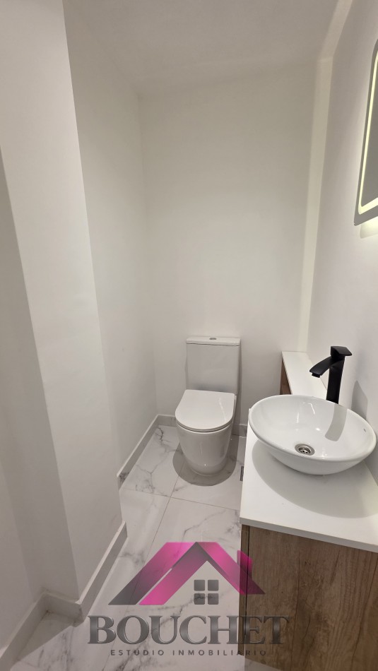 DEPARTAMENTO 3 AMBIENTES RECICLADO CON BALCON EN VENTA | PLAZA COLON