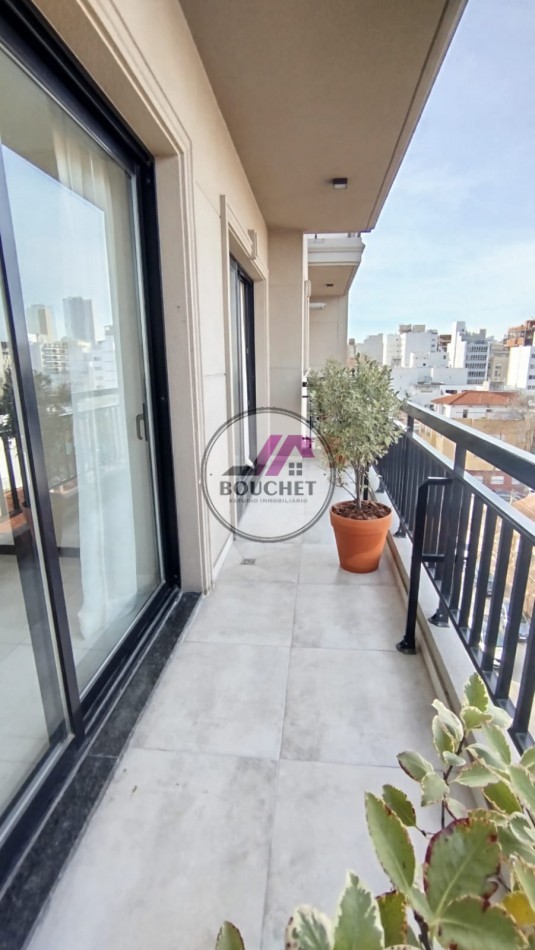VENDO DEPARTAMENTO 2 AMBIENTES CON COCHERA Y BAULERA 