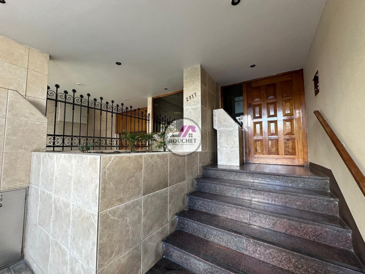 VENDO DEPARTAMENTO 3 AMBIENTES CON COCHERA PLAZA MITRE