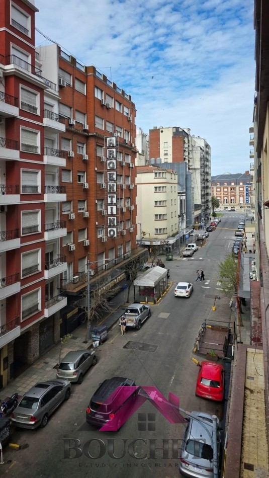 DEPARTAMENTO 2 AMBIENTES CON DEPENDENCIA EN VENTA | CENTRO