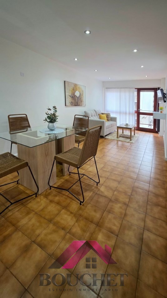 DEPARTAMENTO 2 AMBIENTES CON DEPENDENCIA EN VENTA | CENTRO