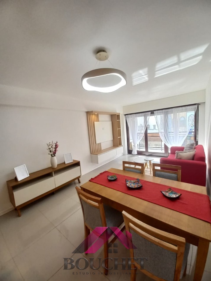 DEPARTAMENTO 3 AMBIENTES CON BALCON EN VENTA | CENTRO