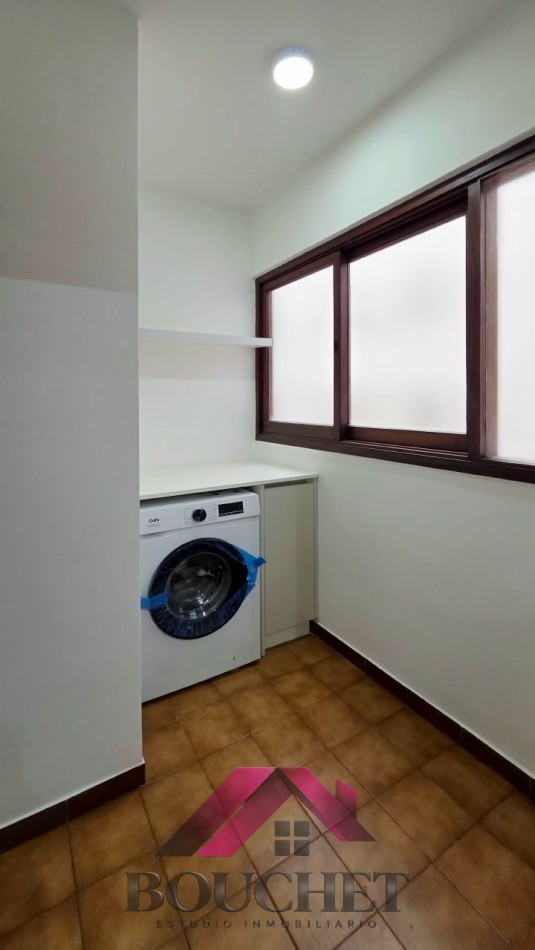 DEPARTAMENTO 2 AMBIENTES CON DEPENDENCIA EN VENTA | CENTRO