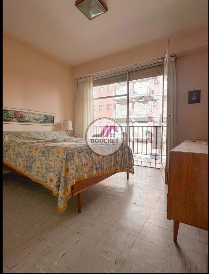 DEPARTAMENTO 2 AMBIENTES A LA CALLE CON BALCON EN VENTA | PLAZA COLON