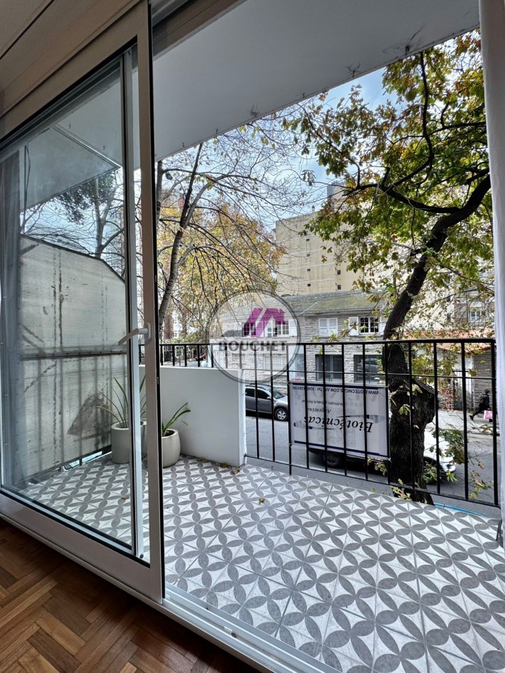 VENDO DEPARTAMENTO 2 AMBIENTES CON BALCON