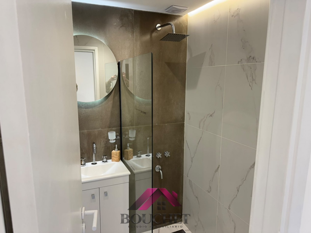 DEPARTAMENTO 3 AMBIENTES A LA CALLE CON BALCON EN VENTA | PLAZA COLON 