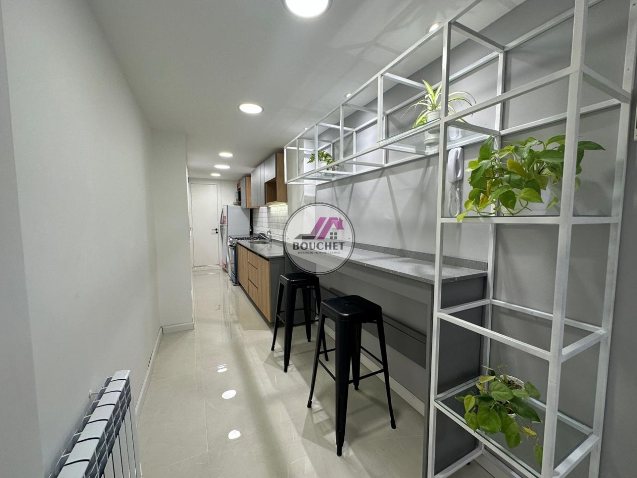 VENDO DEPARTAMENTO 3 AMBIENTES CON BALCON - PLAZA COLON