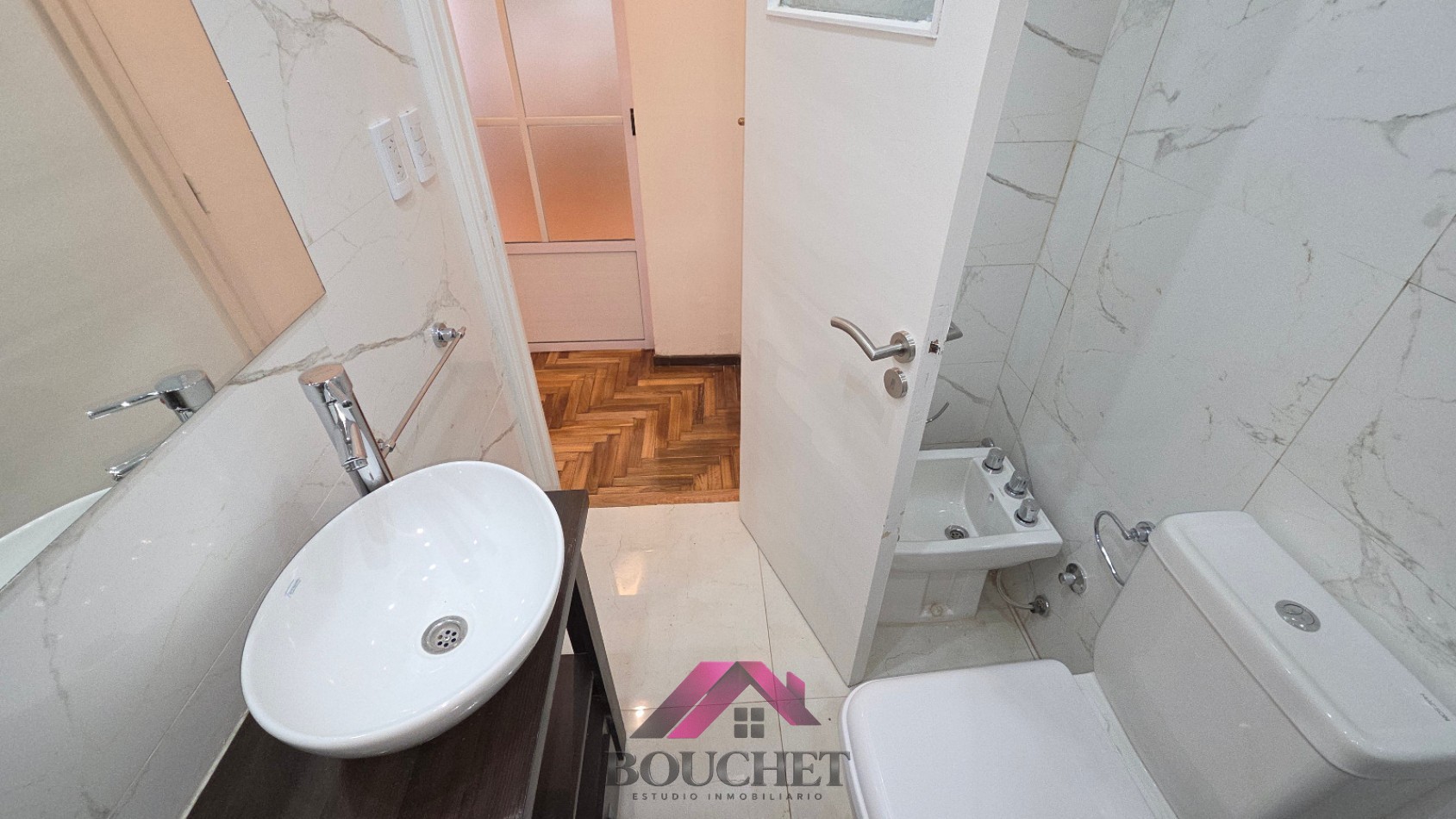 DEPARTAMENTO 2 AMBIENTES LATERAL EN VENTA | PLAZA COLON