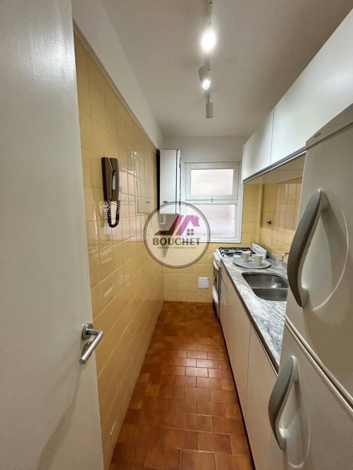 VENDO DEPARTAMENTO MONOAMBIENTE CON BALCON