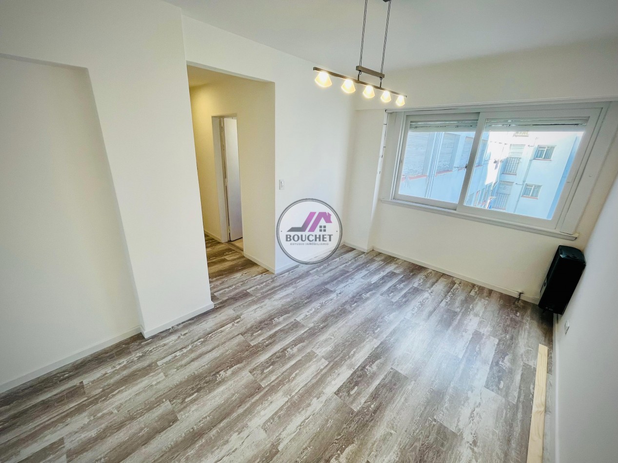 DEPARTAMENTO 2 AMBIENTES CON DEPENDENCIA Y BALCON EN VENTA | CENTRO