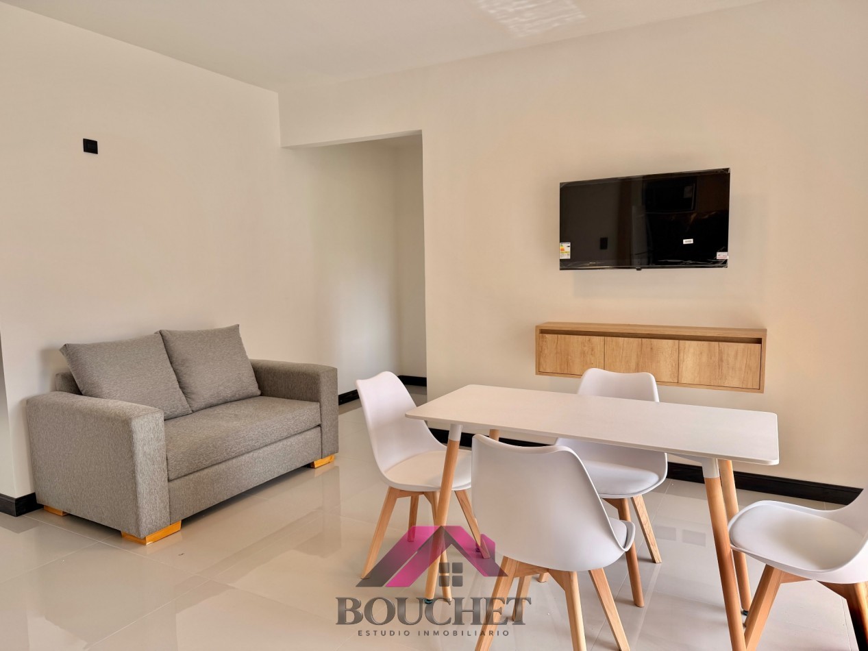 DEPARTAMENTO 2 AMBIENTES CON BALCON | CENTRO