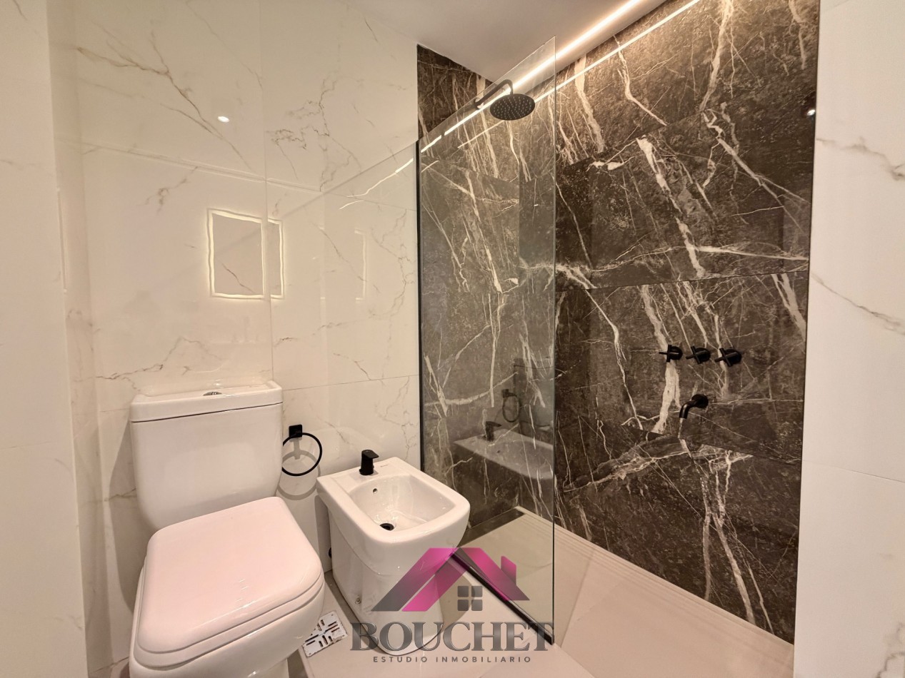 DEPARTAMENTO 2 AMBIENTES CON BALCON | CENTRO