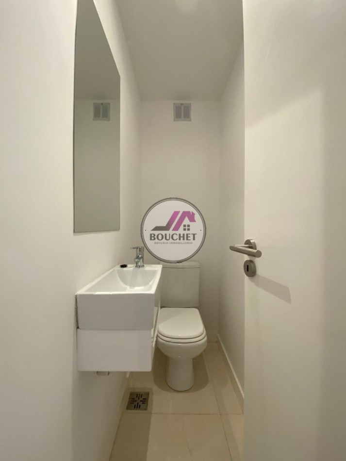 DEPARTAMENTO 3 AMBIENTES AL FRENTE CON BALCON EN VENTA| PLAZA COLON 