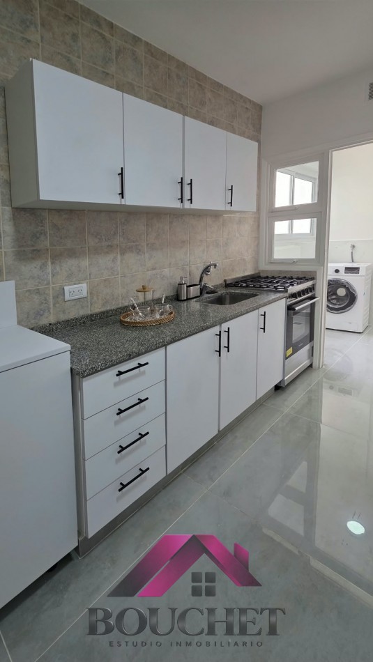 DEPARTAMENTO 2 AMBIENTES CON DEPENDENCIA Y BALCON | CENTRO 