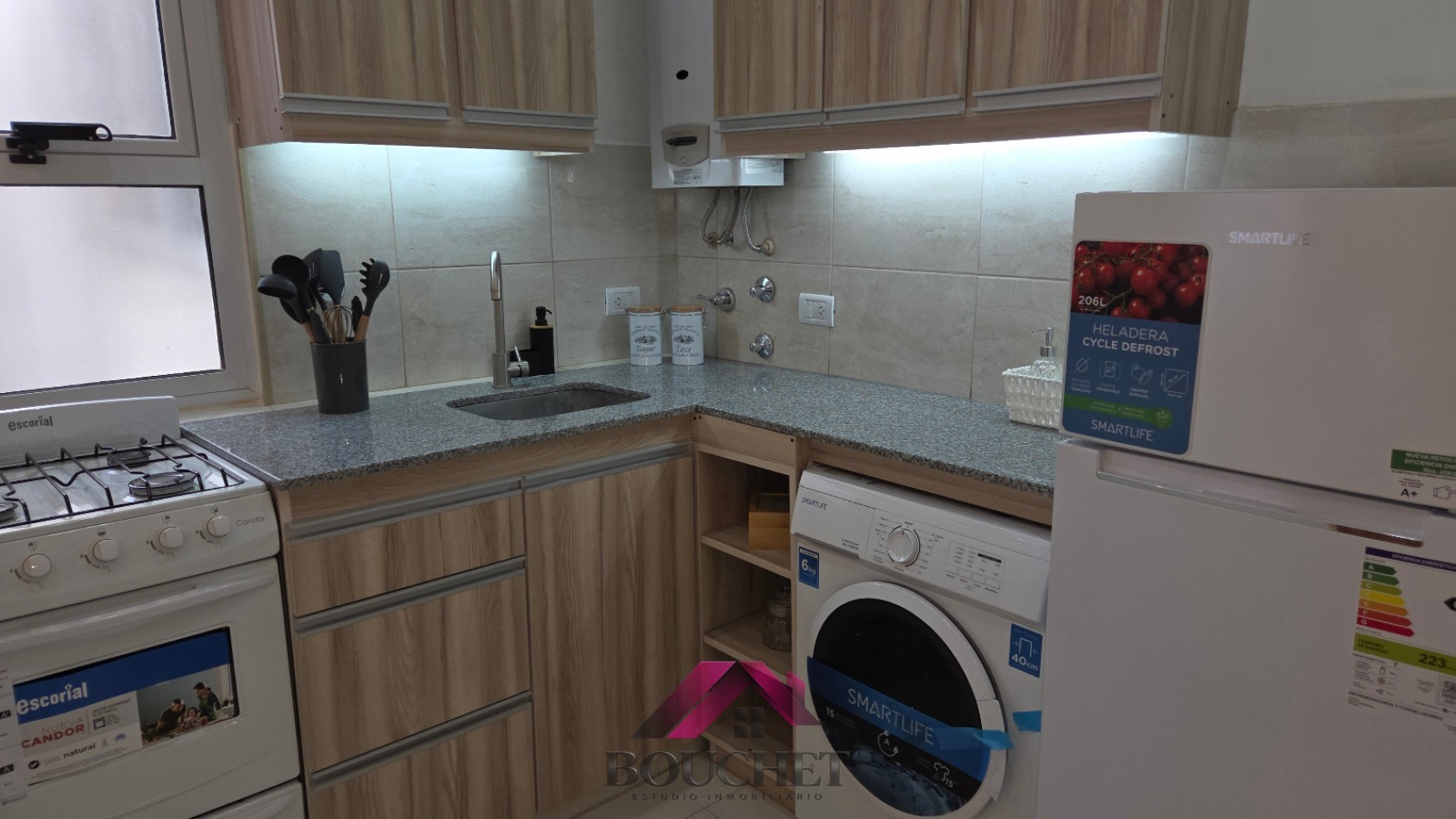 DEPARTAMENTO 2 AMBIENTES LATERAL EN VENTA | PLAZA COLON